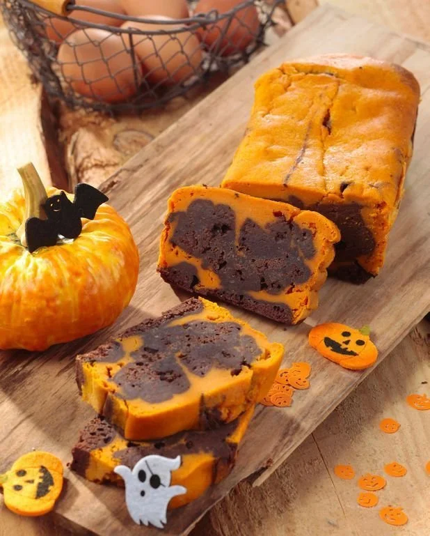 Cake d'Halloween au potiron et chocolat noir, idéal pour 6 personnes.