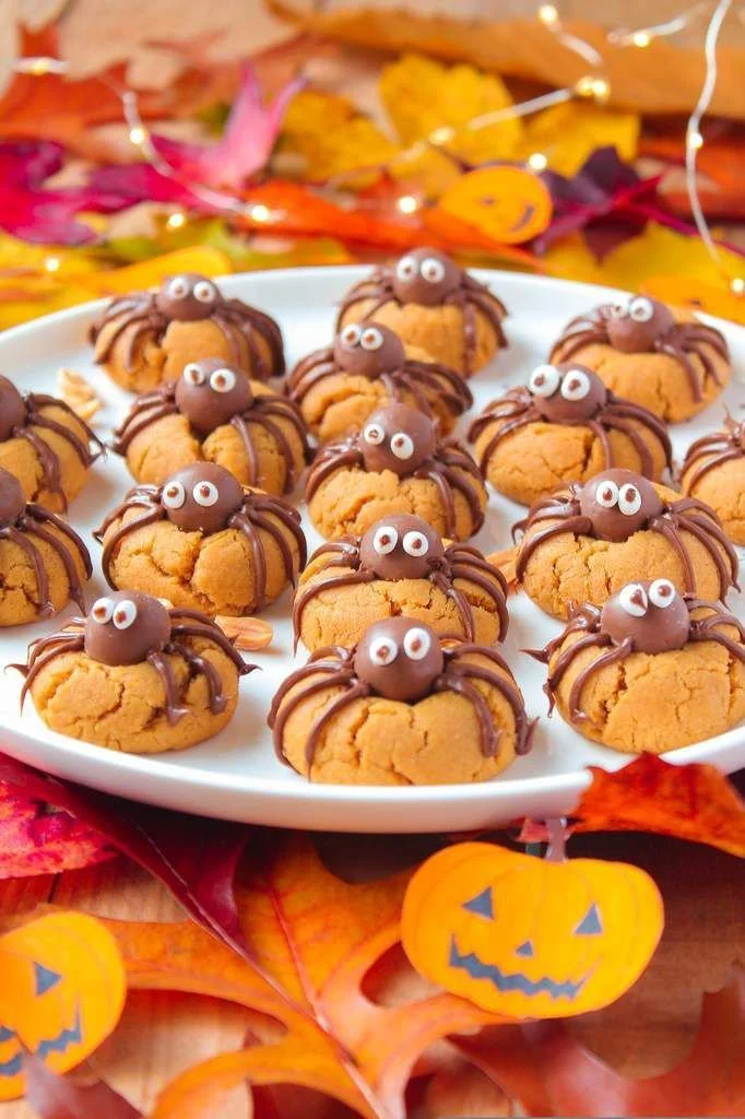 Spider Cookies Halloween - biscuits araignées décorés et appétissants