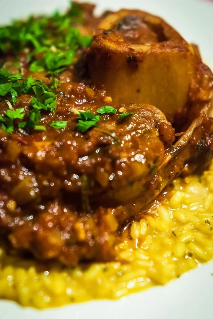 Osso buco à la milanaise, plat traditionnel italien savoureux