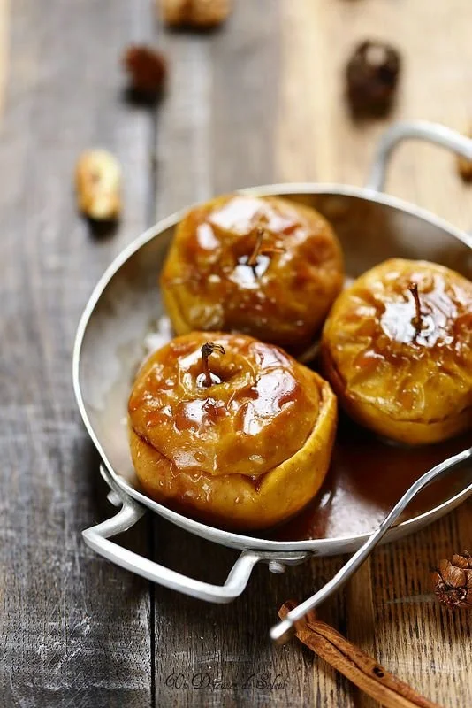 Pommes rôties au four, un plat savoureux pour un déjeuner ensoleillé