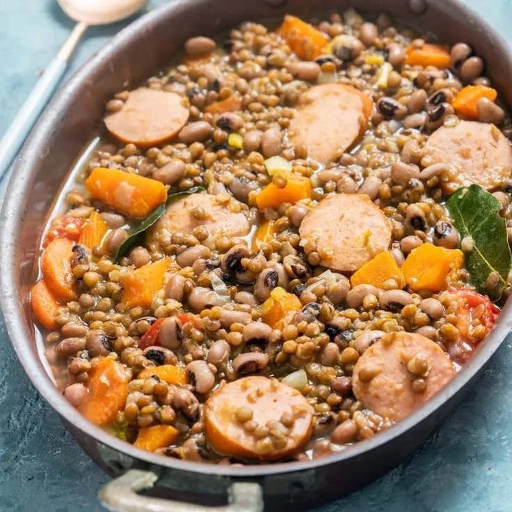 Recette de potée de lentilles à la saucisse pour un repas réconfortant