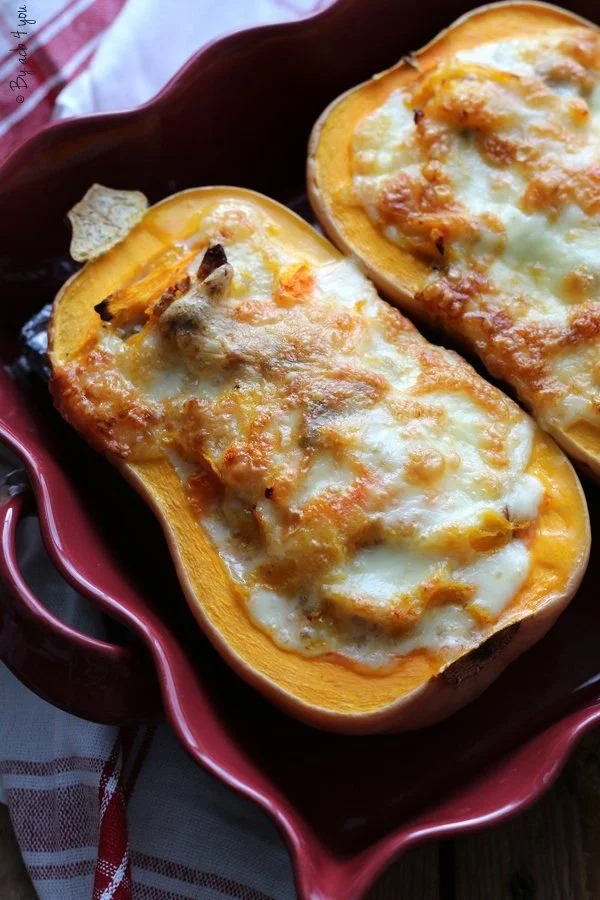 Courge butternut farcie aux châtaignes et tome fraîche, plat délicieux et réconfortant