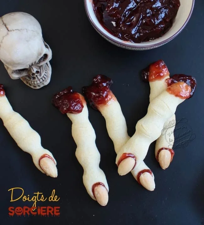 Doigts de sorcière Halloween, friandises effrayantes pour la fête
